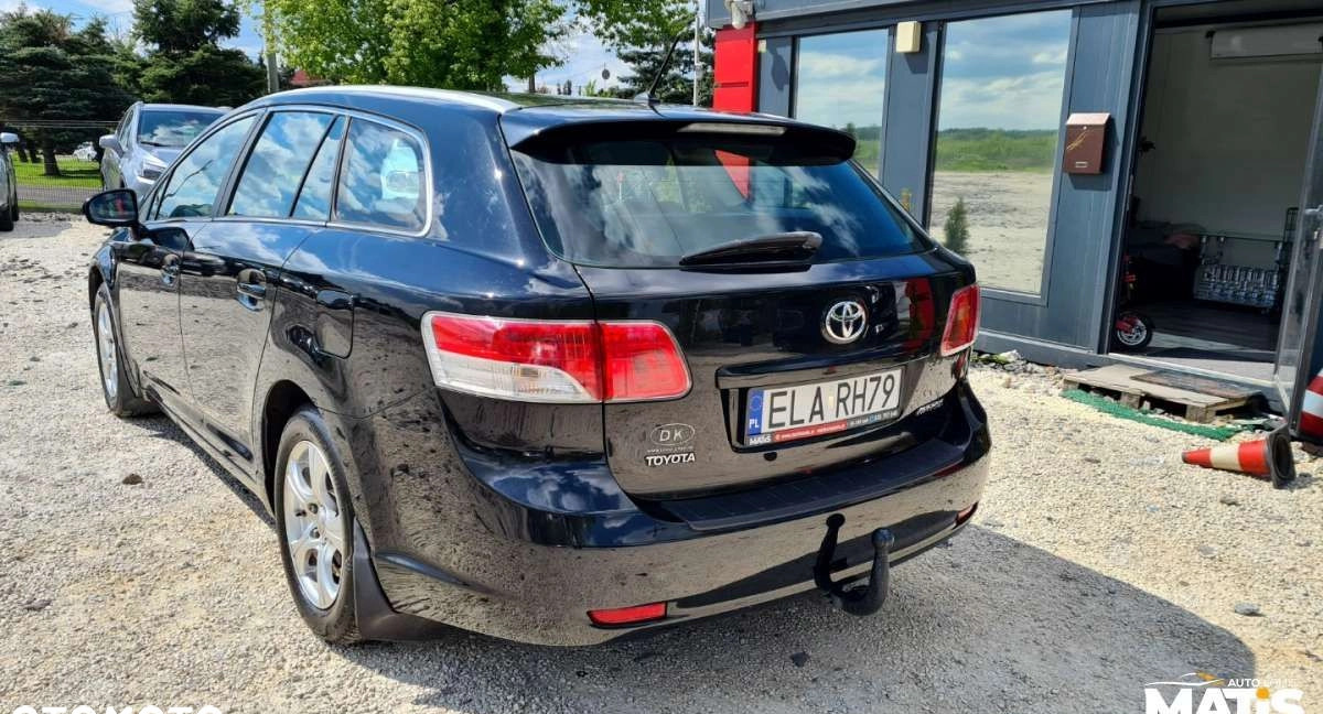 Toyota Avensis cena 27900 przebieg: 255000, rok produkcji 2009 z Radziejów małe 781